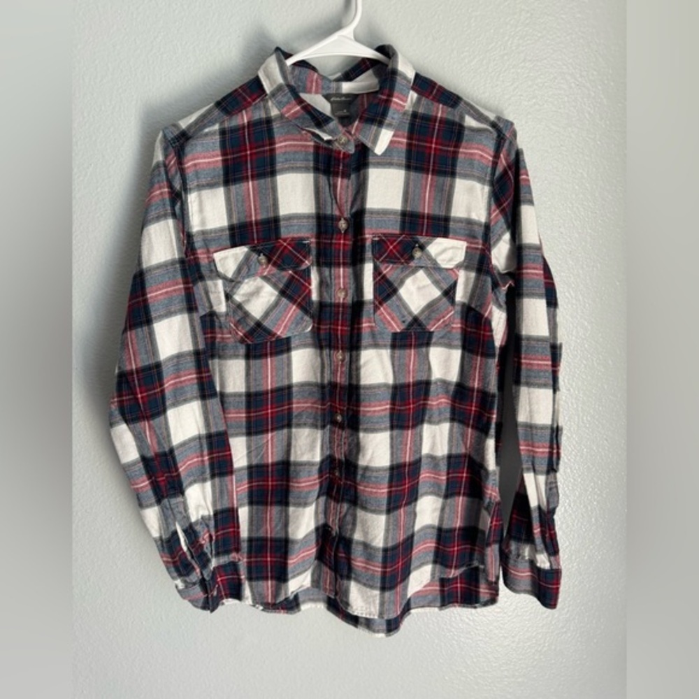 Eddie Bauer Red and Black Casual Button Down Shirt NWOT Medium Cotton Lyocel